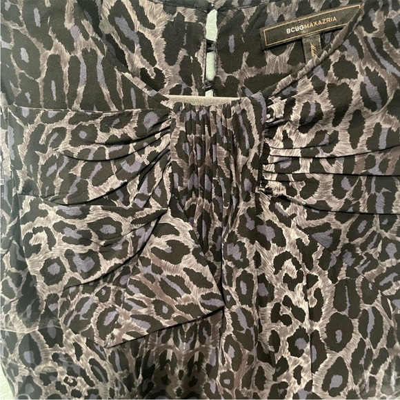 BCBG Sleeveless Blouse Sz M Womens 90’s Y2K Office Career Silk Staple Layer Top - Picture 6 of 8